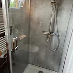 شاليه Les Biches Du Saut Des Cuves