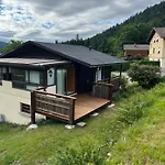 Les Biches Du Saut Des Cuves Chalet