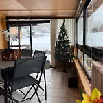 Les Biches Du Saut Des Cuves