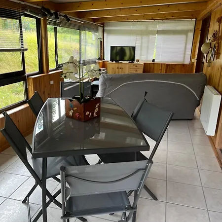 Les Biches Du Saut Des Cuves *