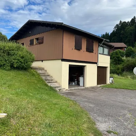 Les Biches Du Saut Des Cuves Horská chata