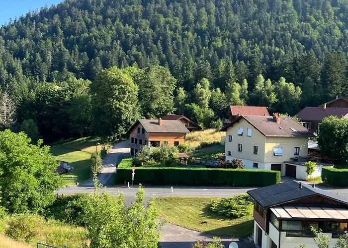 Les Biches Du Saut Des Cuves Chalet *